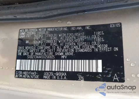 2005 Toyota Sequoia Sr5 V8 z USA, uszkodzony, nr VIN 5TDZT34A45S256925